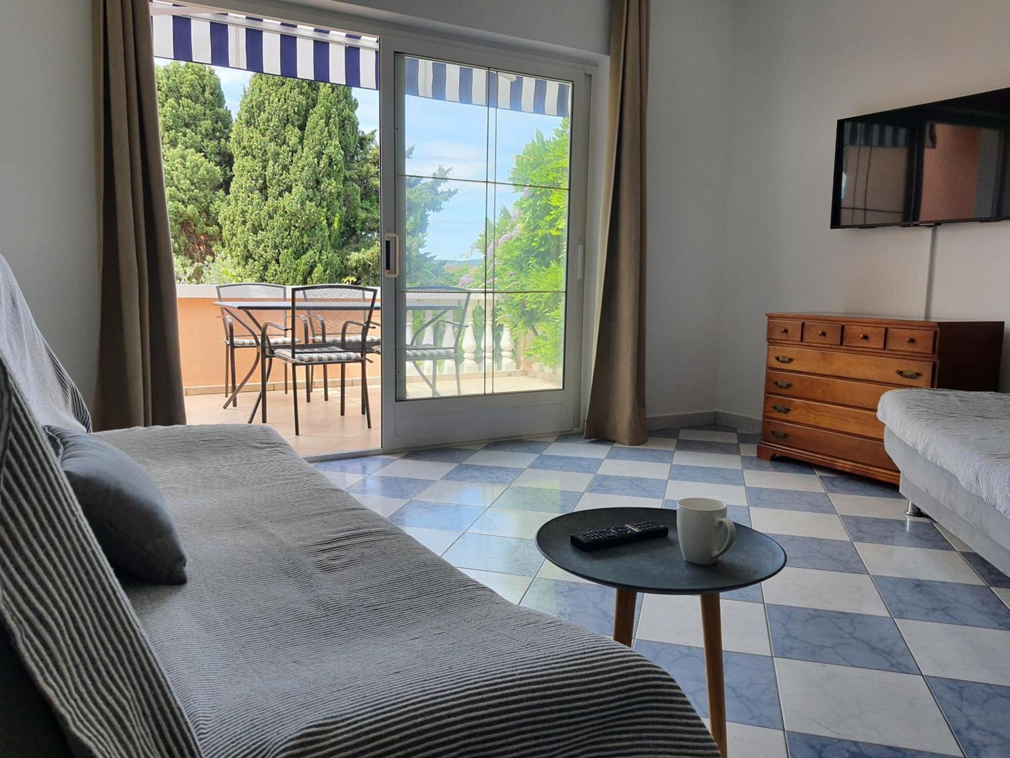 Apartments Durdica Bobic Biograd Na Moru Buitenkant foto